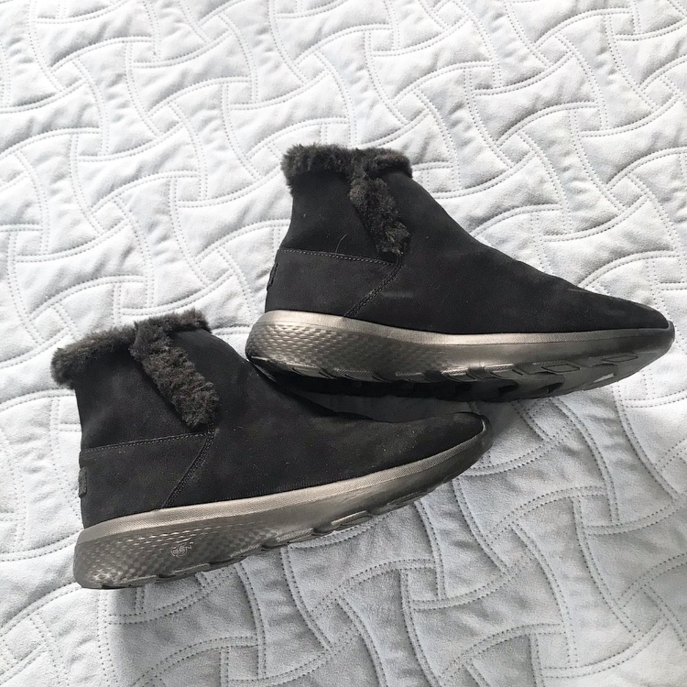 Skechers Go Walk Boots